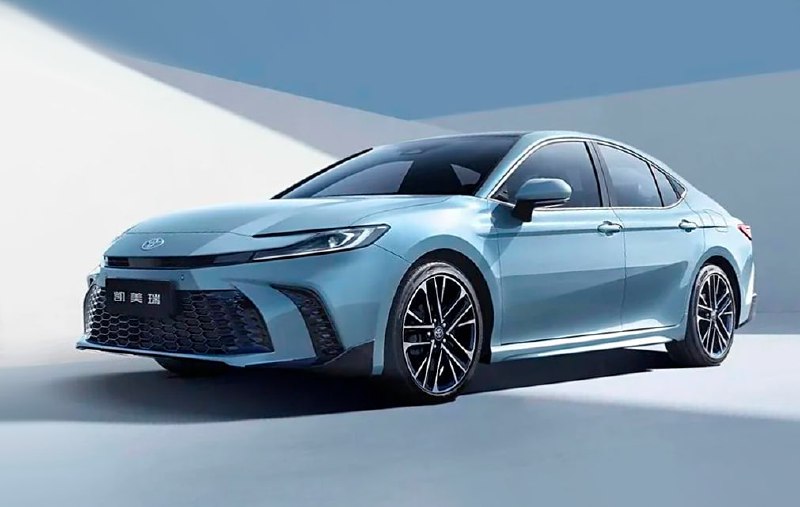 Новое поколение Toyota Camry 2026: гибриды и спортивная версия для китайского рынка Новое поколение Toyota Camry 2026: гибриды и спортивная версия для китайского рынка