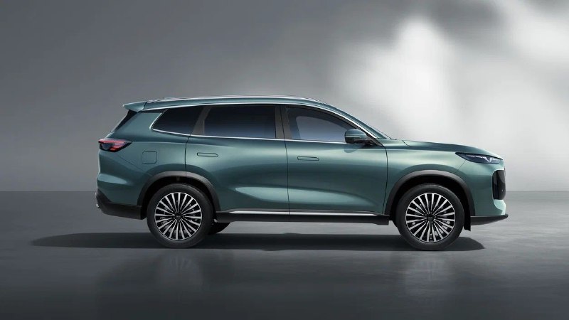 Первый кроссовер бренда Tenet: это переименованный Chery Tiggo 8 Plus Первый кроссовер бренда Tenet: это переименованный Chery Tiggo 8 Plus