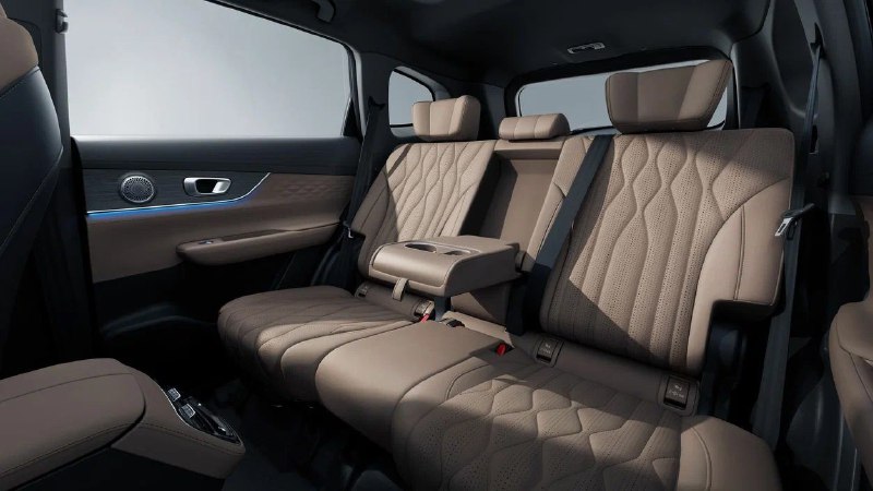 Первый кроссовер бренда Tenet: это переименованный Chery Tiggo 8 Plus Первый кроссовер бренда Tenet: это переименованный Chery Tiggo 8 Plus