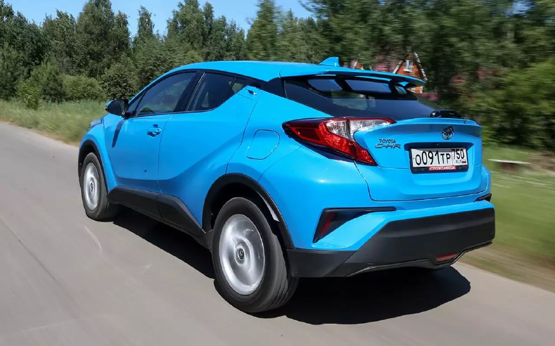 Обзор Toyota C-HR 2016–2023: плюсы и минусы японского кроссовера на вторичном рынке Обзор Toyota C-HR 2016–2023: плюсы и минусы японского кроссовера на вторичном рынке