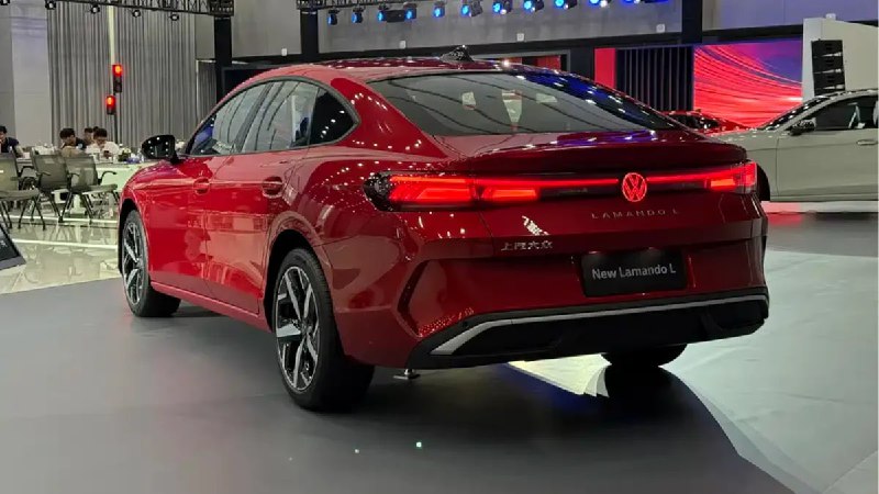 Новинка от SAIC-Volkswagen: обновленный Lamando L с мощным двигателем и современными технологиями Новинка от SAIC-Volkswagen: обновленный Lamando L с мощным двигателем и современными технологиями
