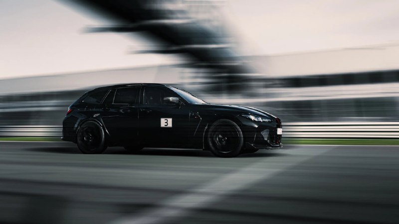 BMW M3 CS установил рекорд скорости среди универсалов на Нюрбургринге BMW M3 CS установил рекорд скорости среди универсалов на Нюрбургринге