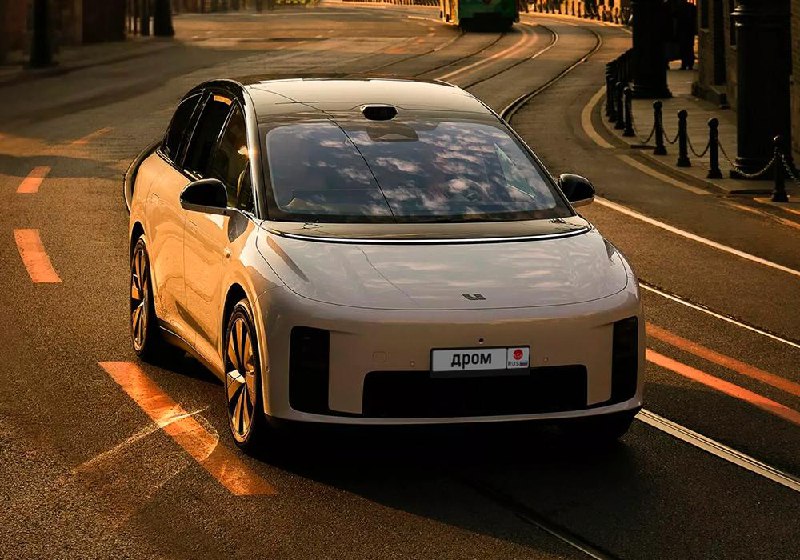 Новый электромобиль Li Auto i8: инновационный минивэн с высоким уровнем комфорта и дальностью хода Новый электромобиль Li Auto i8: инновационный минивэн с высоким уровнем комфорта и дальностью хода