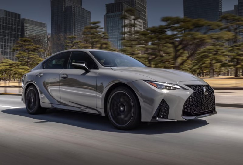 Lexus прекращает производство нескольких моделей к 2025 году и готовится к электрификации
