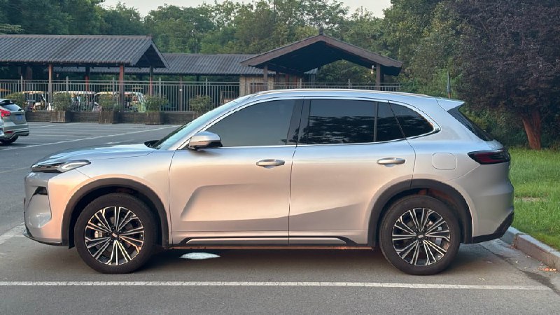 Белорусский автозавод начнет серийное производство гибридного кроссовера Belgee X80 Белорусский автозавод начнет серийное производство гибридного кроссовера Belgee X80