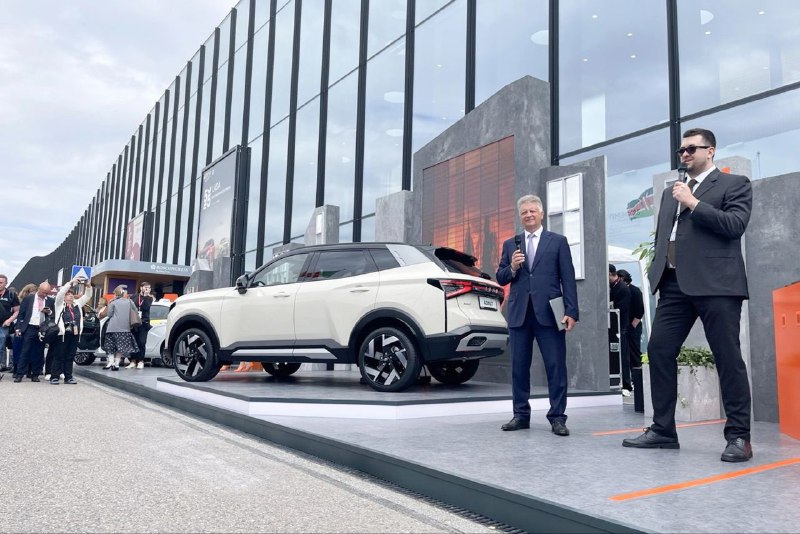 Объявлено о патентовании внешнего дизайна нового кроссовера LADA Azimut Объявлено о патентовании внешнего дизайна нового кроссовера LADA Azimut