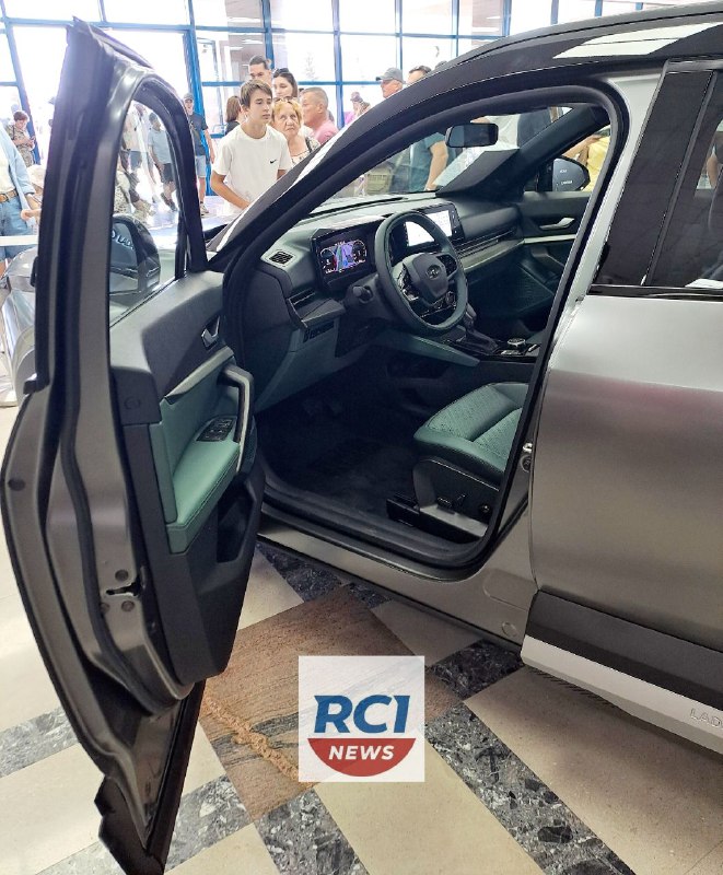 Объявлено о патентовании внешнего дизайна нового кроссовера LADA Azimut Объявлено о патентовании внешнего дизайна нового кроссовера LADA Azimut