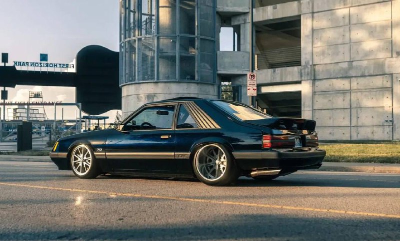 Редкий Ford Mustang Fox Body 1980-х годов выставлен на аукцион и продается за 77 тысяч долларов Редкий Ford Mustang Fox Body 1980-х годов выставлен на аукцион и продается за 77 тысяч долларов
