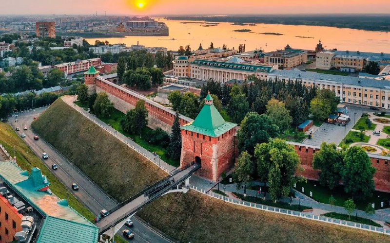 Путешествие по Нижнему Новгороду: основные достопримечательности и природные красоты Путешествие по Нижнему Новгороду: основные достопримечательности и природные красоты