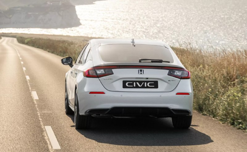 Обновленный Honda Civic e:HEV для европейского рынка Обновленный Honda Civic e:HEV для европейского рынка