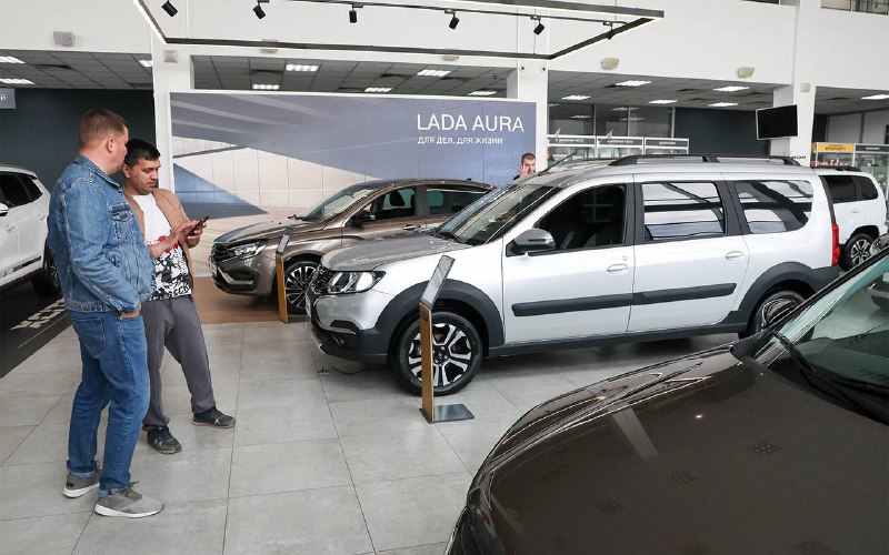 Российский автомобильный рынок демонстрирует рост в июле 2025 года Российский автомобильный рынок демонстрирует рост в июле 2025 года