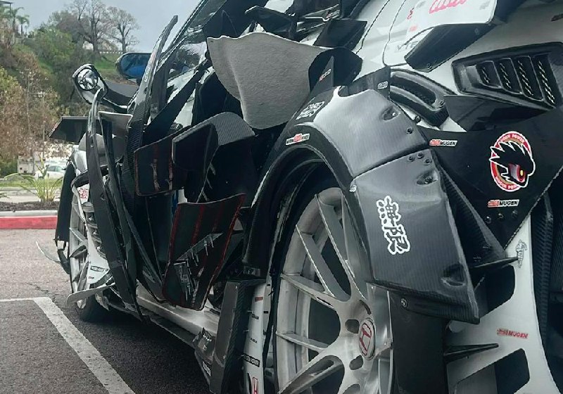 Необычный Honda Accord с экстремальным тюнингом惊 Необычный Honda Accord с экстремальным тюнингом惊