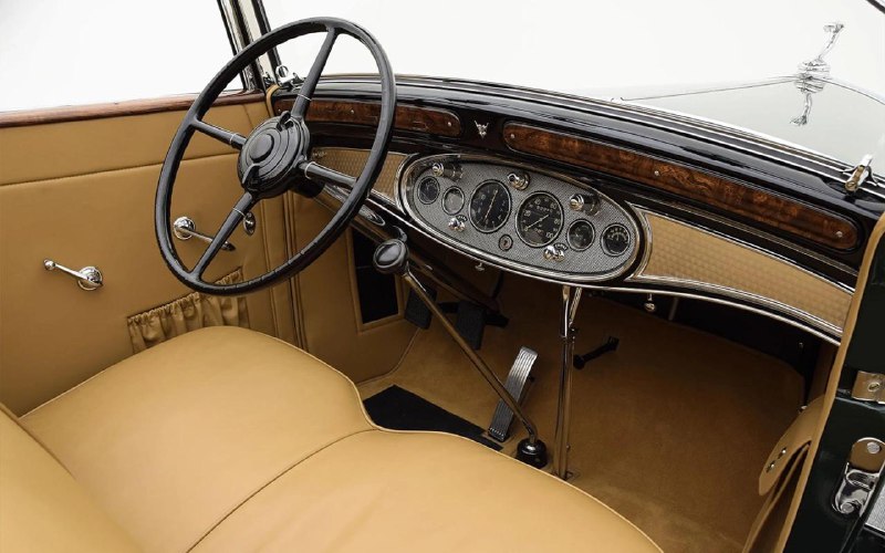 В Москве появился редкий 96-летний Cadillac Series 341 с исторической ценностью В Москве появился редкий 96-летний Cadillac Series 341 с исторической ценностью