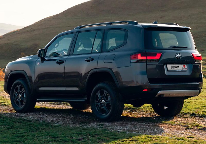 Где больше всего ценят Toyota Land Cruiser 300: статистика продаж 2024 года Где больше всего ценят Toyota Land Cruiser 300: статистика продаж 2024 года
