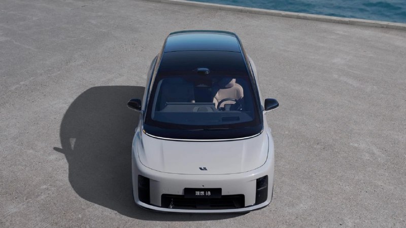 Обновления в продаже электрокроссовера Lixiang i8: сокращение комплектаций и снижение цены Обновления в продаже электрокроссовера Lixiang i8: сокращение комплектаций и снижение цены