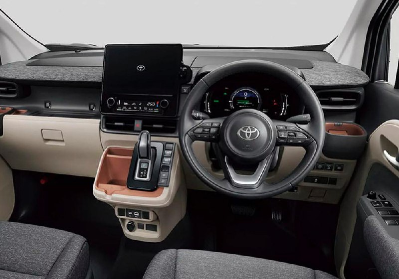 Toyota Sienta получила заводской кемпер-модификатор с возможностью обустройства жилого пространства
