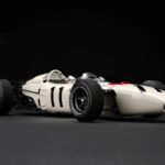 Коллекционная миниатюра болида F1 RA272 от Honda и Amalgam: роскошь и мастерство