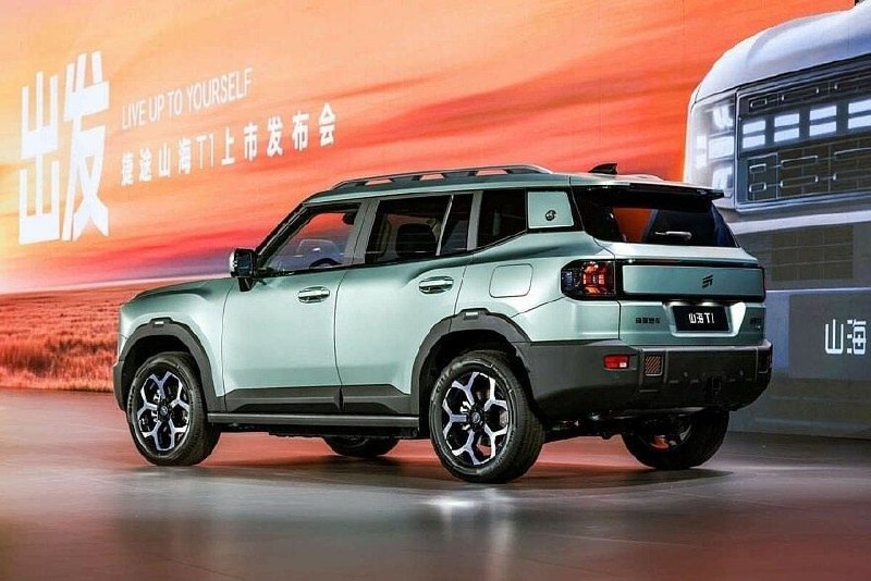 Поставка нового кроссовера Jetour T1 российским дилерам и планы на продажу