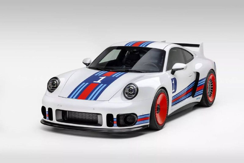 Модернизированный Porsche 911 в стиле ретро от ателье Rezvani Модернизированный Porsche 911 в стиле ретро от ателье Rezvani