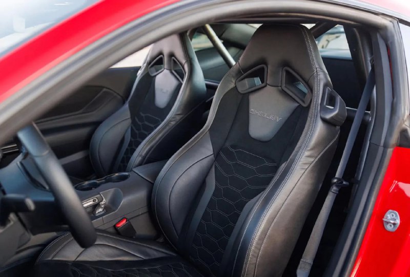Shelby представляет мощный обновлённый Mustang Super Snake-R