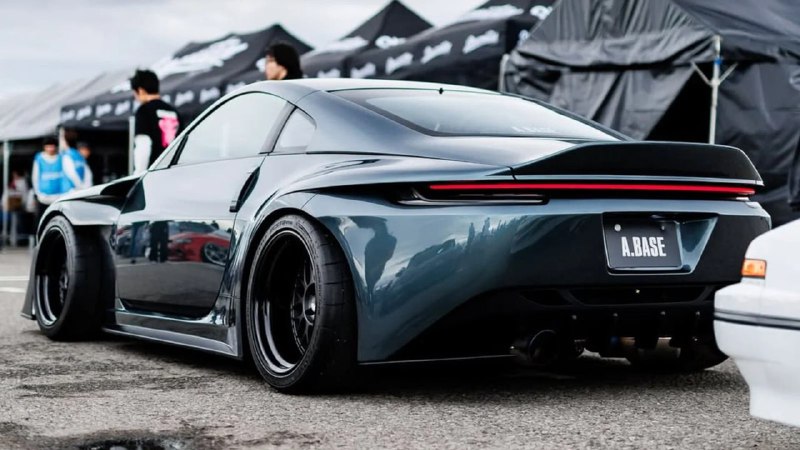 Преобразование Nissan 350Z в авто в стиле Porsche: уникальный тюнинг и выставочные достижения Преобразование Nissan 350Z в авто в стиле Porsche: уникальный тюнинг и выставочные достижения