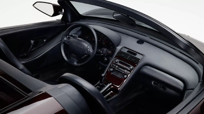 Уникальный родстер Acura NSX из фильма «Мстители» будет продан на аукционе Уникальный родстер Acura NSX из фильма «Мстители» будет продан на аукционе