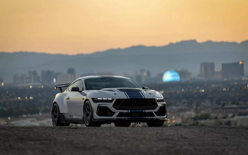 Представлен высокопроизводительный Shelby Super Snake-R на базе Ford Mustang Представлен высокопроизводительный Shelby Super Snake-R на базе Ford Mustang