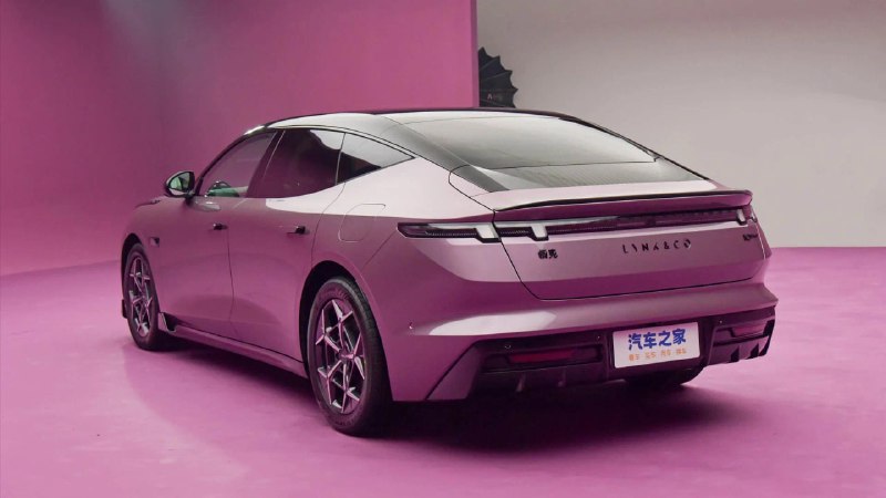 Lynk&Co 10 EM-P: рекордное количество предзаказов и новые особенности гибридного седана Lynk&Co 10 EM-P: рекордное количество предзаказов и новые особенности гибридного седана