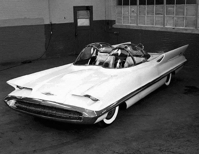 Lincoln Futura: Икона футуристического дизайна 1950-х годов