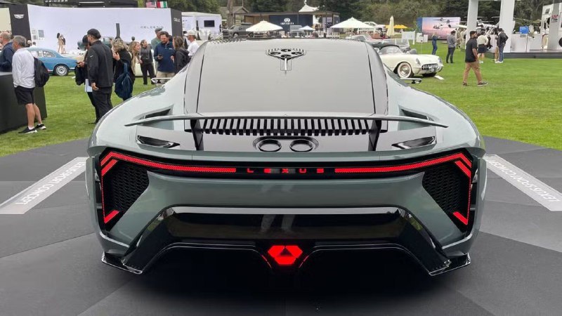 Lexus представил концепт суперкара в стиле LFA