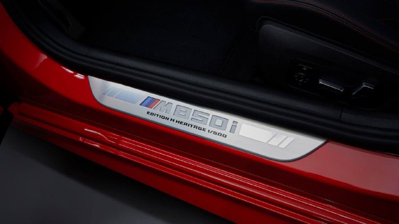 Автомобильная классика возвращается: лимитированная модель BMW M850i Edition M Heritage в стиле 90-х Автомобильная классика возвращается: лимитированная модель BMW M850i Edition M Heritage в стиле 90-х