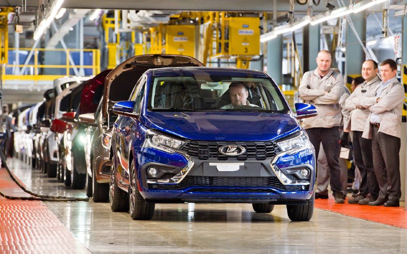 АВТОВАЗ опроверг перенос выпуска модели Lada Iskra на 2026 год АВТОВАЗ опроверг перенос выпуска модели Lada Iskra на 2026 год