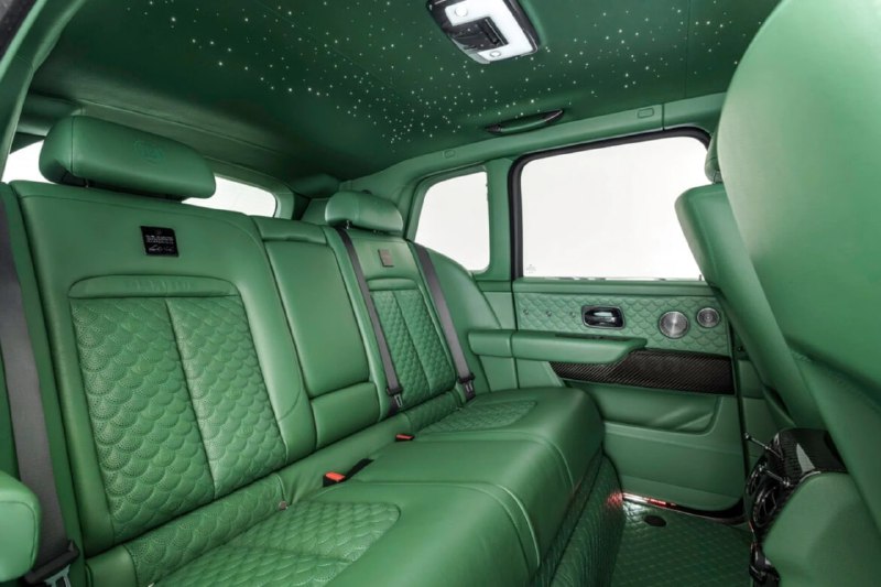 Эксклюзивный тюнинг лимитированного Rolls-Royce Cullinan от Brabus Эксклюзивный тюнинг лимитированного Rolls-Royce Cullinan от Brabus