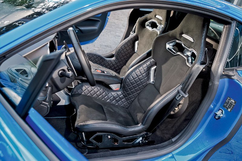 Alpine A110: Идеальное спортивное авто в российских реалиях Alpine A110: Идеальное спортивное авто в российских реалиях
