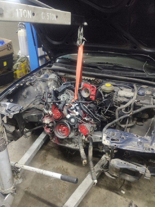 Уникальный универсал с роторным двигателем: тюнинг Audi 80 из Сочи Уникальный универсал с роторным двигателем: тюнинг Audi 80 из Сочи