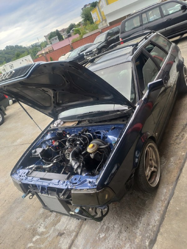 Уникальный универсал с роторным двигателем: тюнинг Audi 80 из Сочи Уникальный универсал с роторным двигателем: тюнинг Audi 80 из Сочи