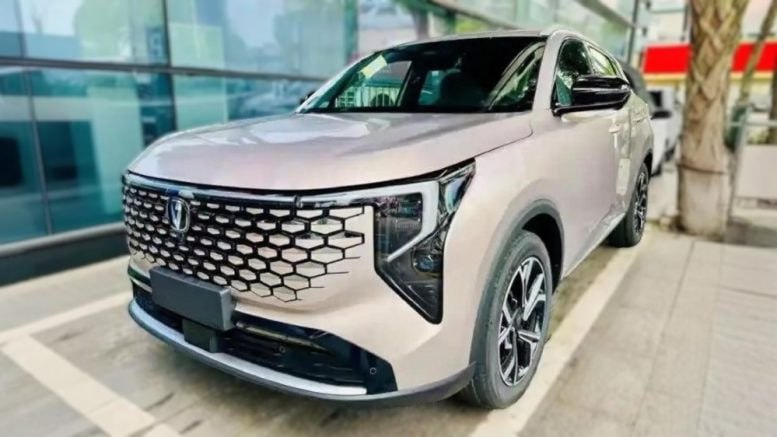 Обновленный Changan CS55 Plus: внешние и внутренние изменения Обновленный Changan CS55 Plus: внешние и внутренние изменения