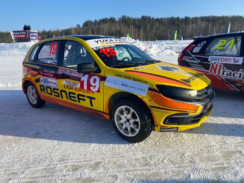 На продажу выставлена чемпионская гоночная LADA Granta