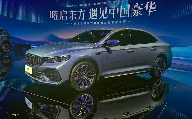 Обновленные модели Geely Monjaro и Preface представлены на автосалоне в Чэнду Обновленные модели Geely Monjaro и Preface представлены на автосалоне в Чэнду