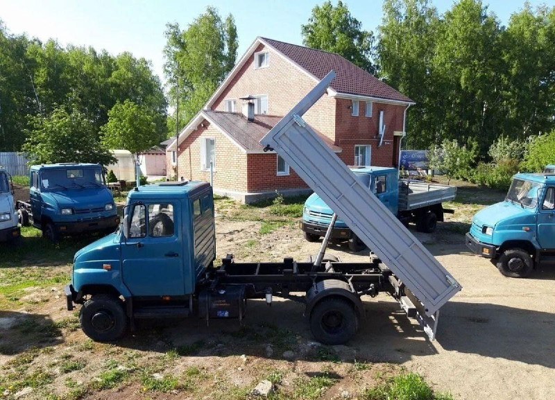 На рынке появилась новинка — обновленный ЗИЛ-5301 «Бычок» 2012 года