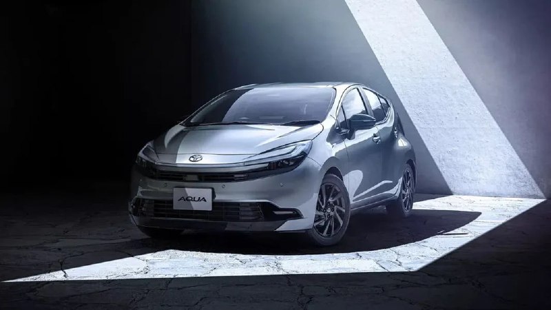 Обновленная Toyota Aqua 2026: новые детали и улучшенные технологии Обновленная Toyota Aqua 2026: новые детали и улучшенные технологии