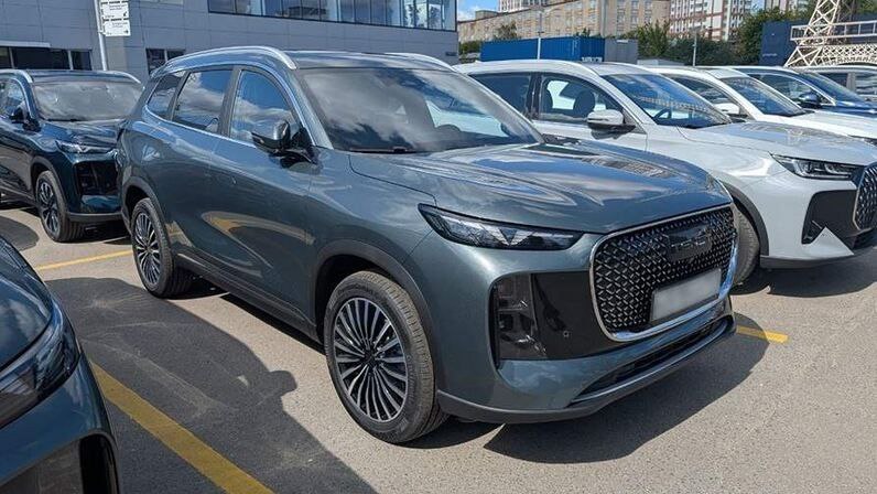 В Калуга началось производство нового российского кроссовера Tenet T8 В Калуга началось производство нового российского кроссовера Tenet T8
