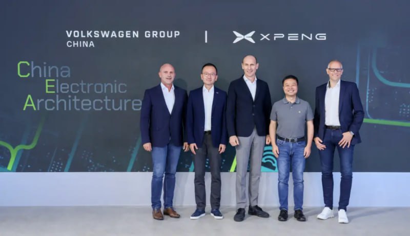 Volkswagen и Xpeng объединяют усилия для разработки совместной автомобильной архитектуры в Китае Volkswagen и Xpeng объединяют усилия для разработки совместной автомобильной архитектуры в Китае