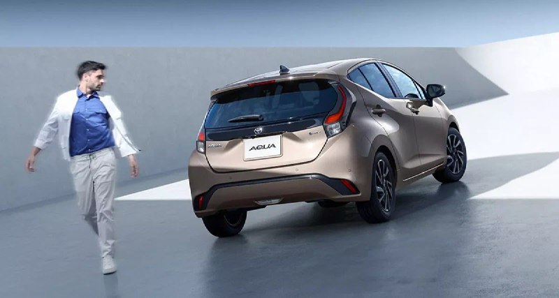 Обновленная Toyota Aqua: новый дизайн и усовершенствованные технологии Обновленная Toyota Aqua: новый дизайн и усовершенствованные технологии