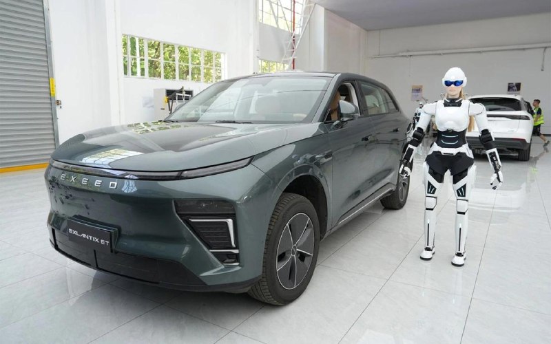 Российский автодилер внедрил робота-консультанта для продажи автомобилей Российский автодилер внедрил робота-консультанта для продажи автомобилей