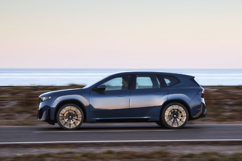 Официальная презентация нового электромобиля BMW iX3 из серии Neue Klasse Официальная презентация нового электромобиля BMW iX3 из серии Neue Klasse
