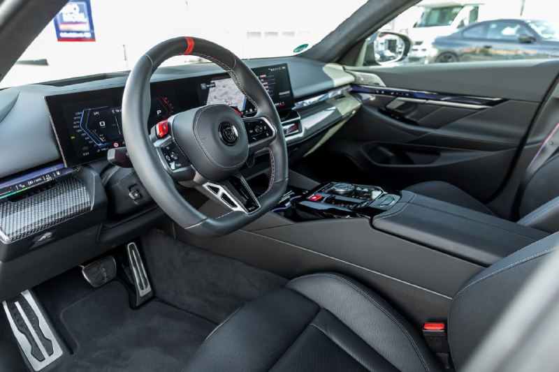 Manhart создал гиперумного BMW M5 G90 с мощностью 910 л.с. Manhart создал гиперумного BMW M5 G90 с мощностью 910 л.с.
