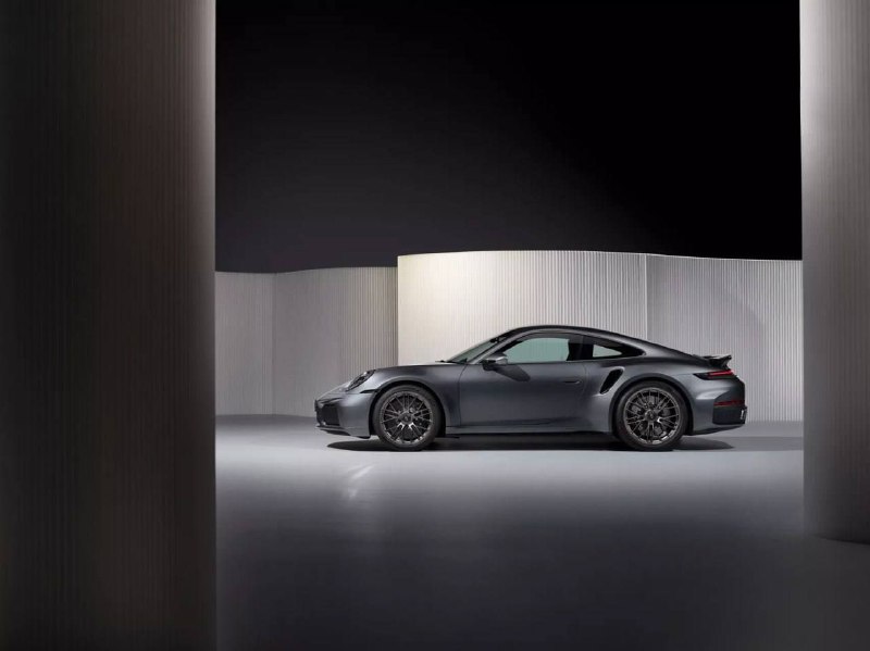 Porsche презентовал новый гибридный 911 Turbo S — самый быстрый в истории модели Porsche презентовал новый гибридный 911 Turbo S — самый быстрый в истории модели