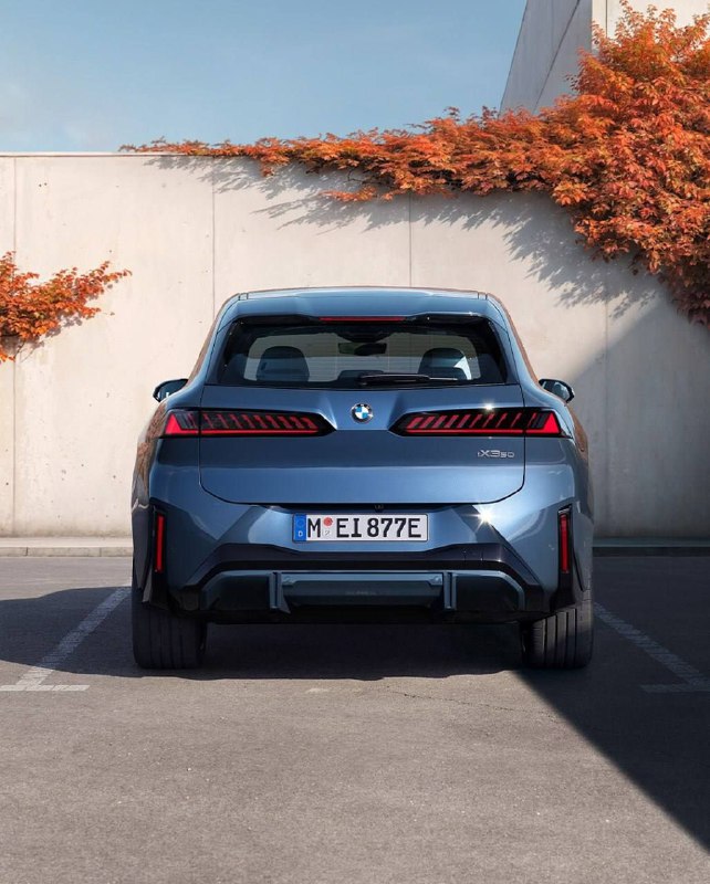 BMW возвращает к классике: обновленный дизайн и новые электромобили BMW возвращает к классике: обновленный дизайн и новые электромобили
