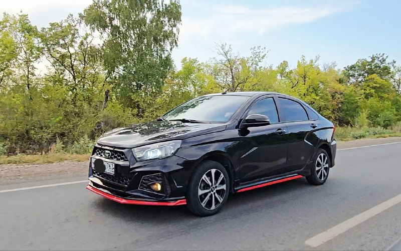 Передний бампер и сплиттер для LADA Vesta от производителя 'Авторитетпласт' Передний бампер и сплиттер для LADA Vesta от производителя 'Авторитетпласт'